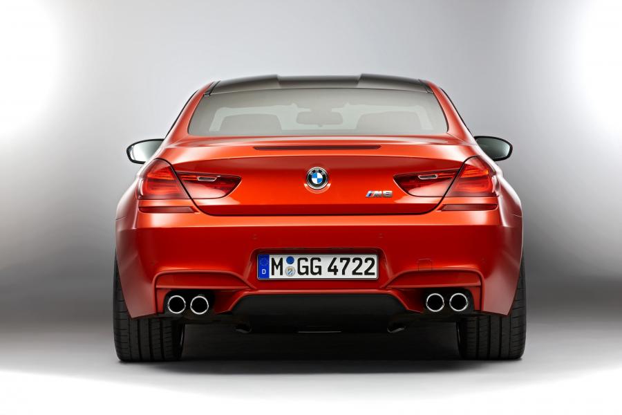  BMW M6 2012 года  (фото 11 из 14)
